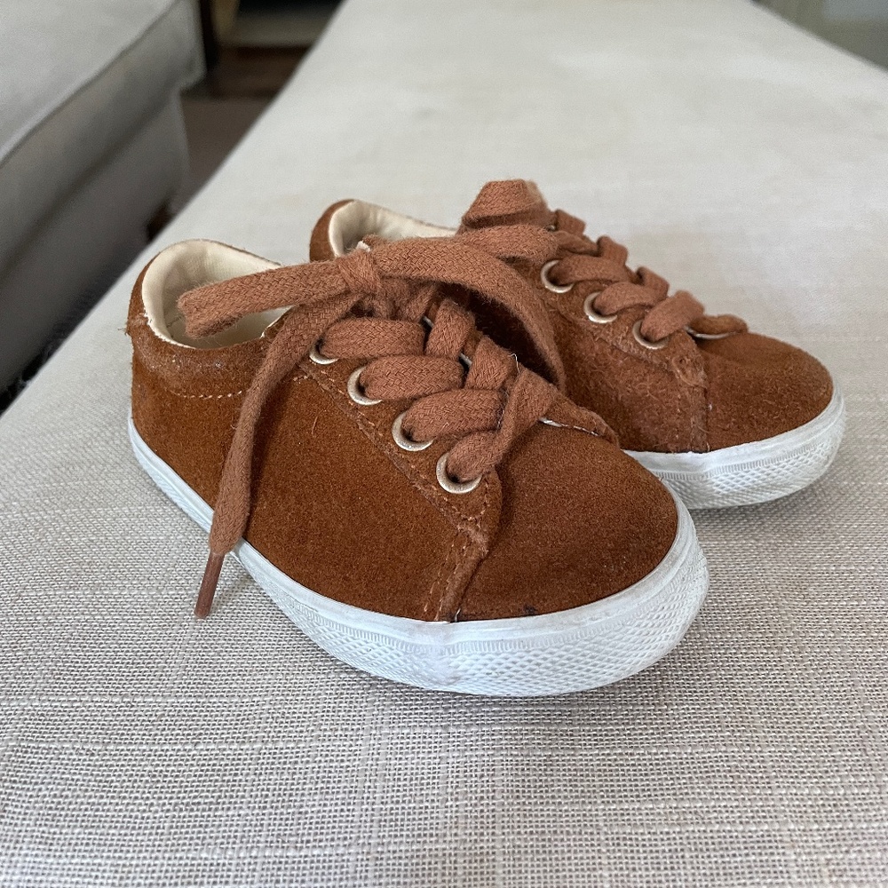 Suede Janie and Jack Congnac Sneakers
